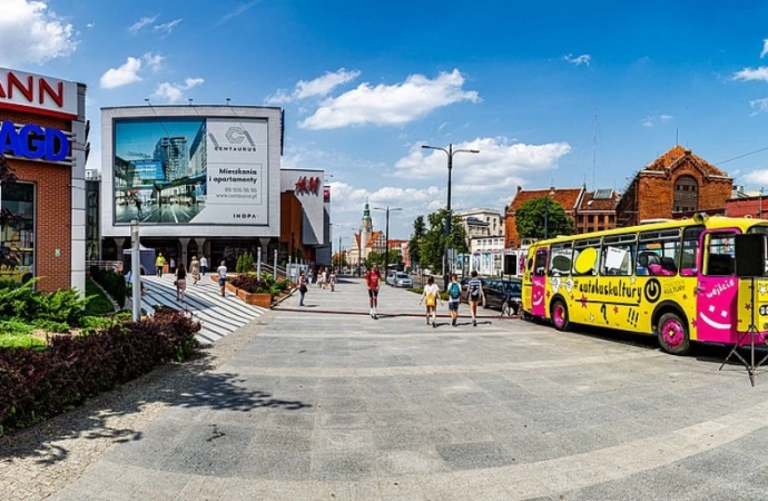 {W Olsztynie pojawił się specjalny autobus Miejskiego Ośrodka Kultury.}